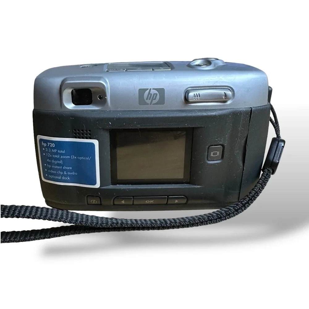 HP‎ Photosmart 720 Q2164A Point & Shoot Digital Camera Untested / Parts ONLY